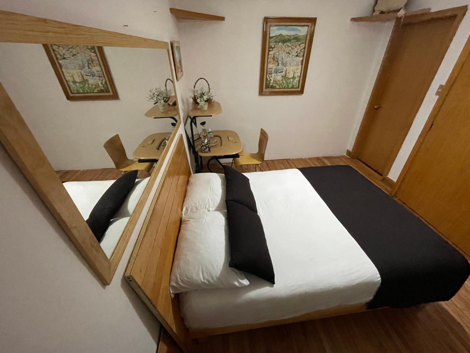 Hostal Roma Condesa メキシコシティ 部屋 写真