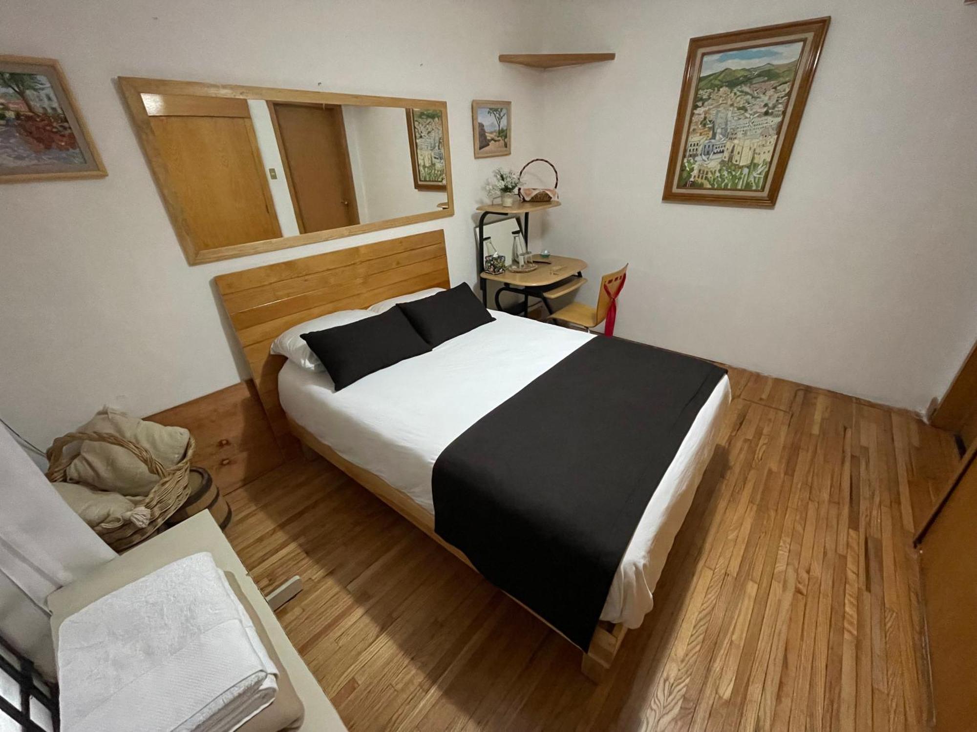 Hostal Roma Condesa メキシコシティ 部屋 写真